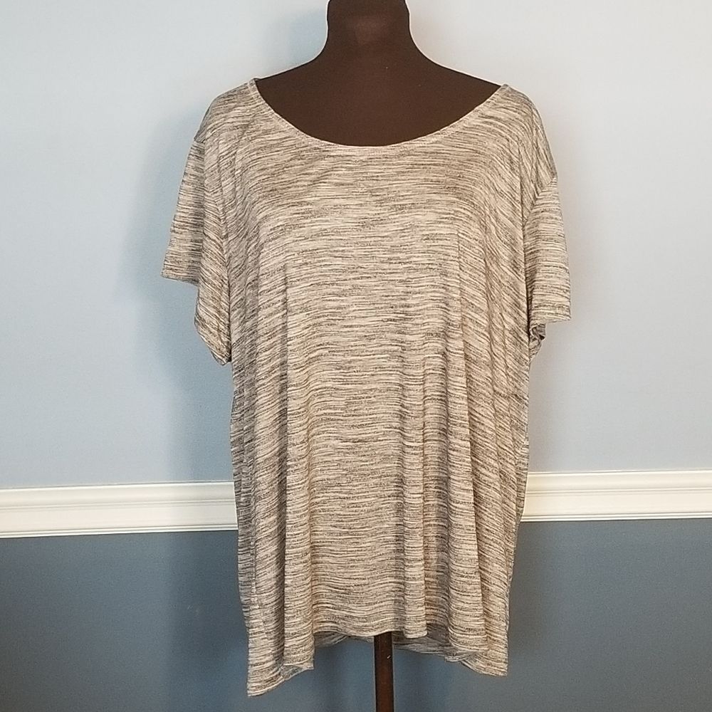 Just Be Free Short sleeved heathered top